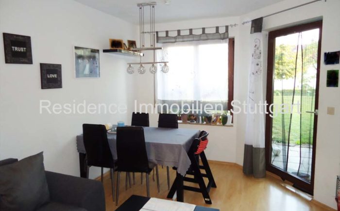 Wohnbereich - Wohnung - Stuttgart Zuffenhausen