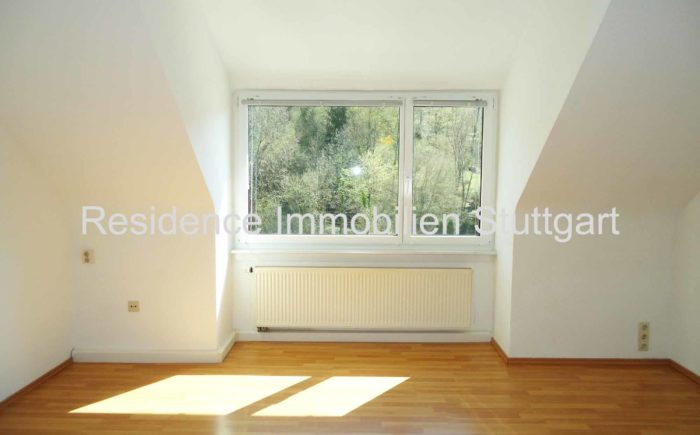 Zimmer - Wohnung - Stuttgart